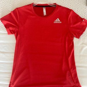 adidas running tshirt size small